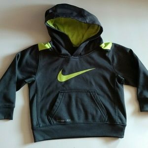 Boys Nike Therma-Fit hooded sweatshirt